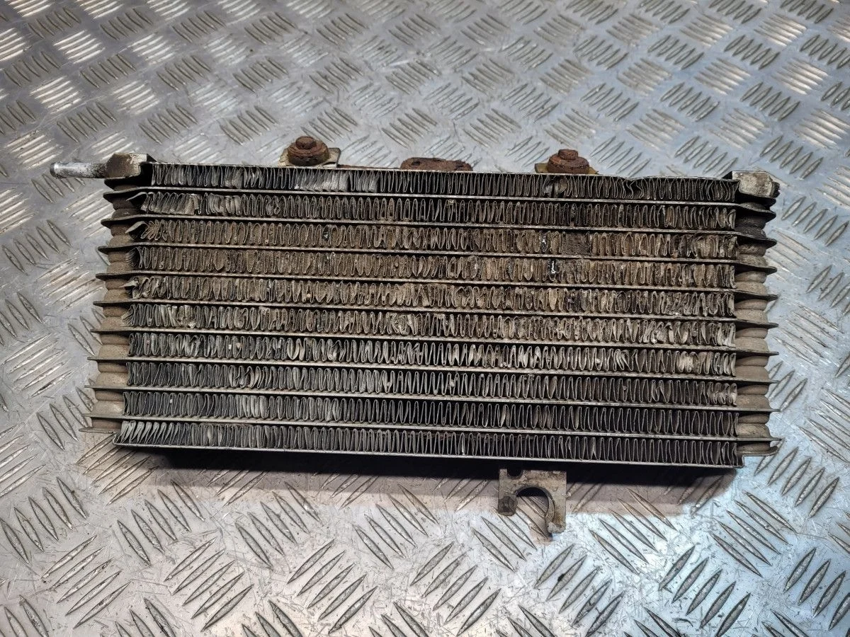 Радиатор масляный на X-Trail T31 2.5 вариатор