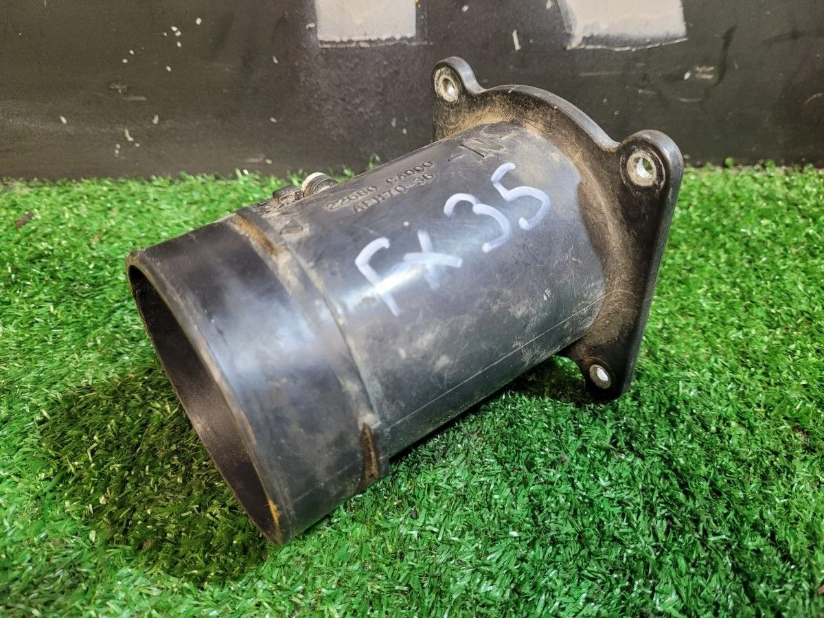 Датчик расхода воздуха на Infiniti FX35