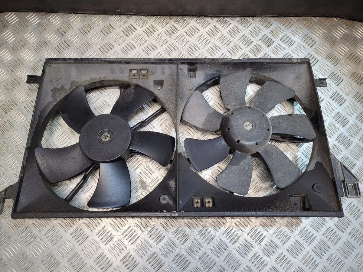 Диффузор в сборе на Mazda 3 BK