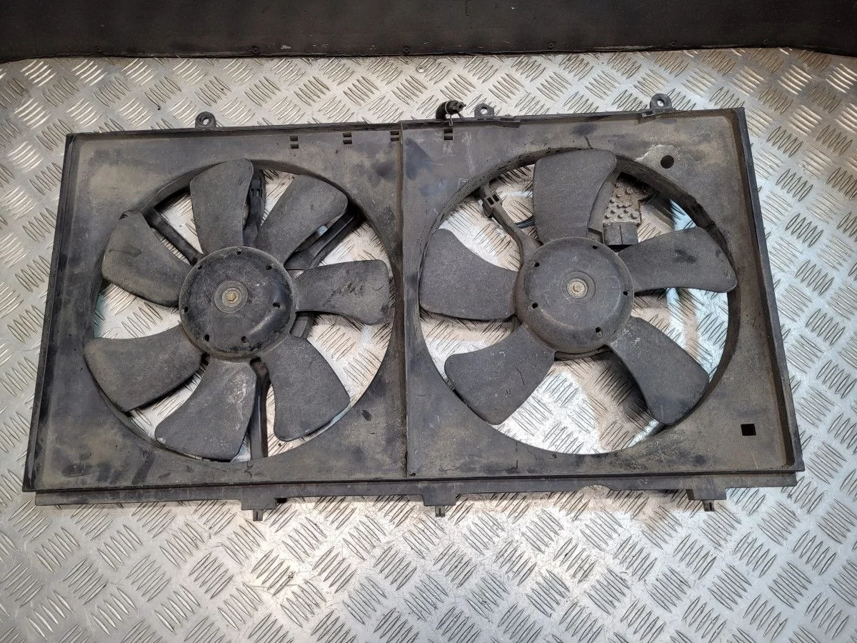 Диффузор в сборе на Mitsubishi Lancer 9