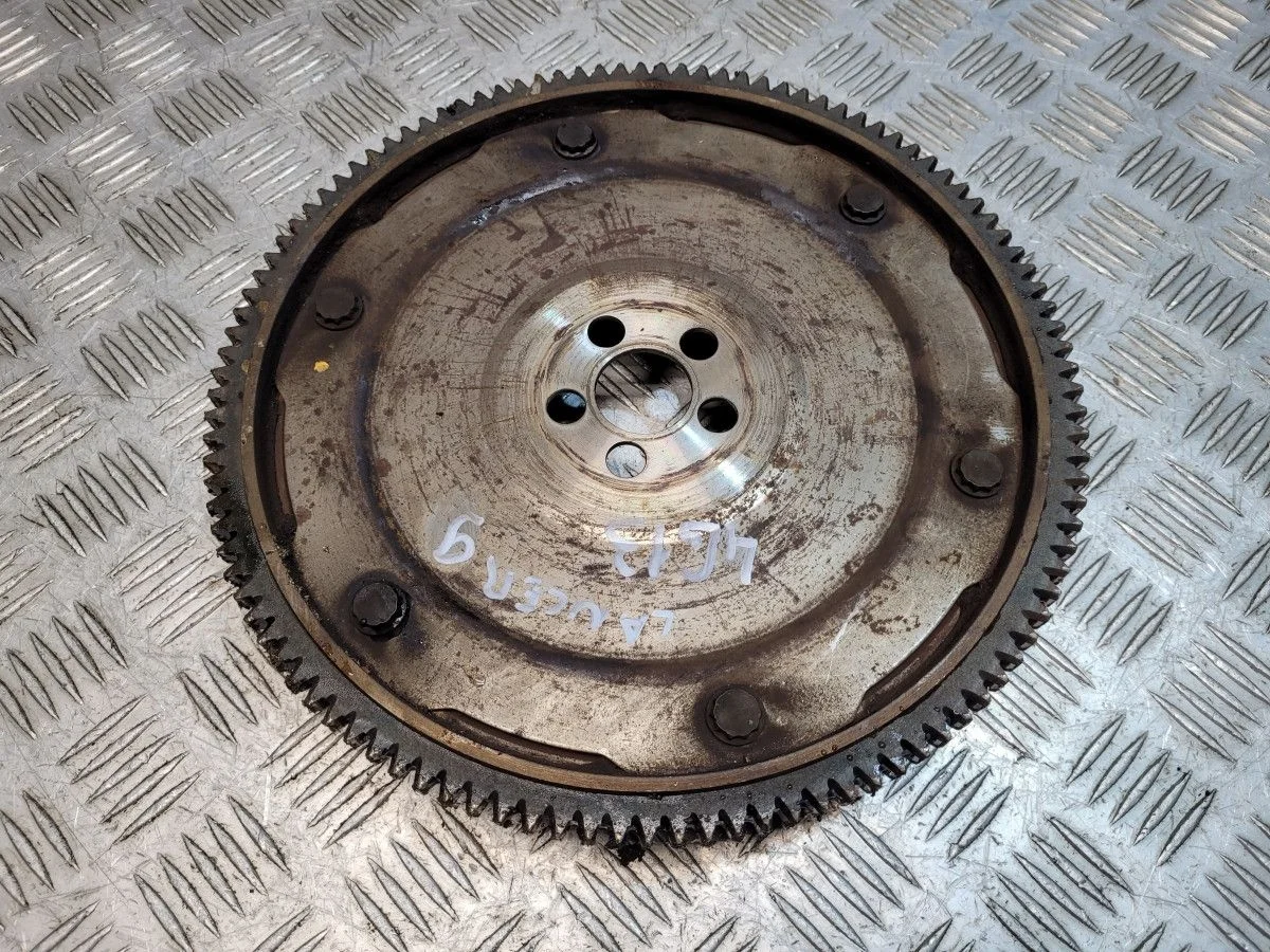 Маховик на Mitsubishi Lancer 9