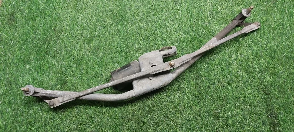 Трапеция дворников Volkswagen Transporter T4