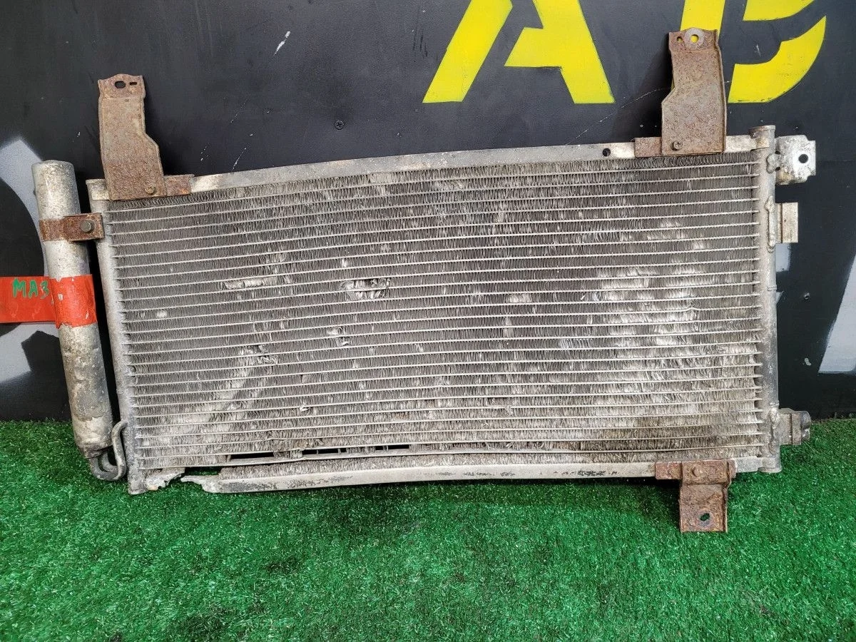 Радиатор кондиционера подкапотный на Mazda 6 GG