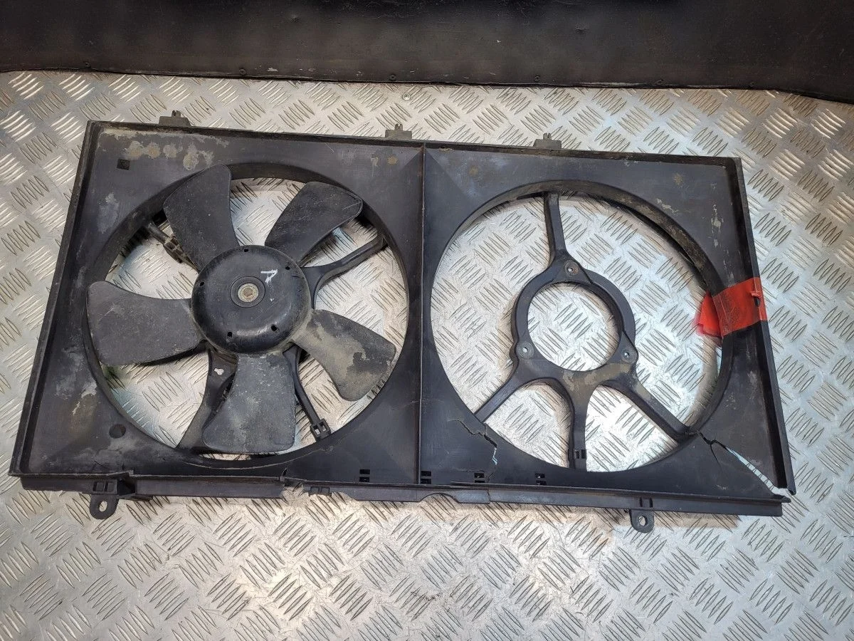 Диффузор в сборе на Mitsubishi Lancer 9