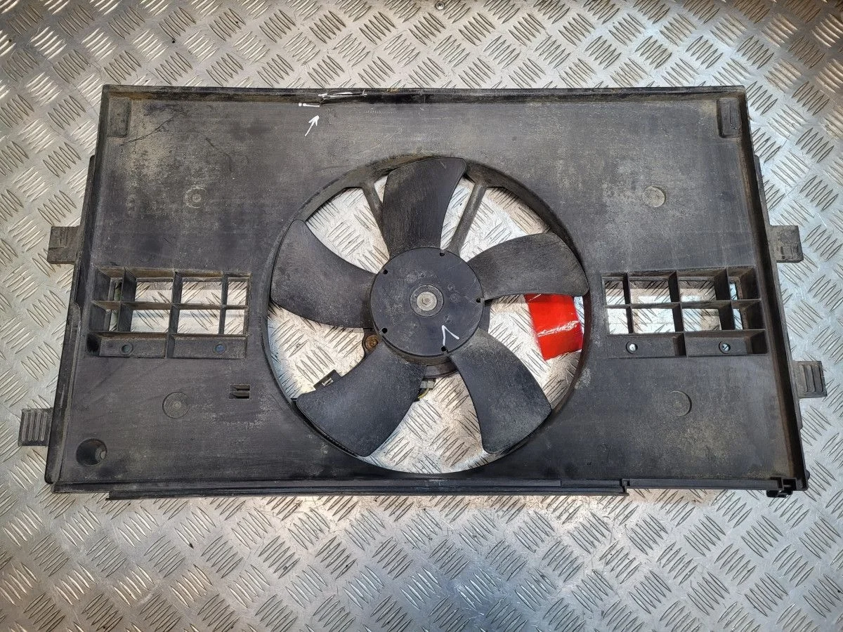 Диффузор в сборе на Mitsubishi Lancer 10