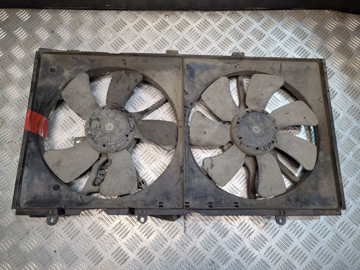 Диффузор в сборе на Mitsubishi Lancer 9