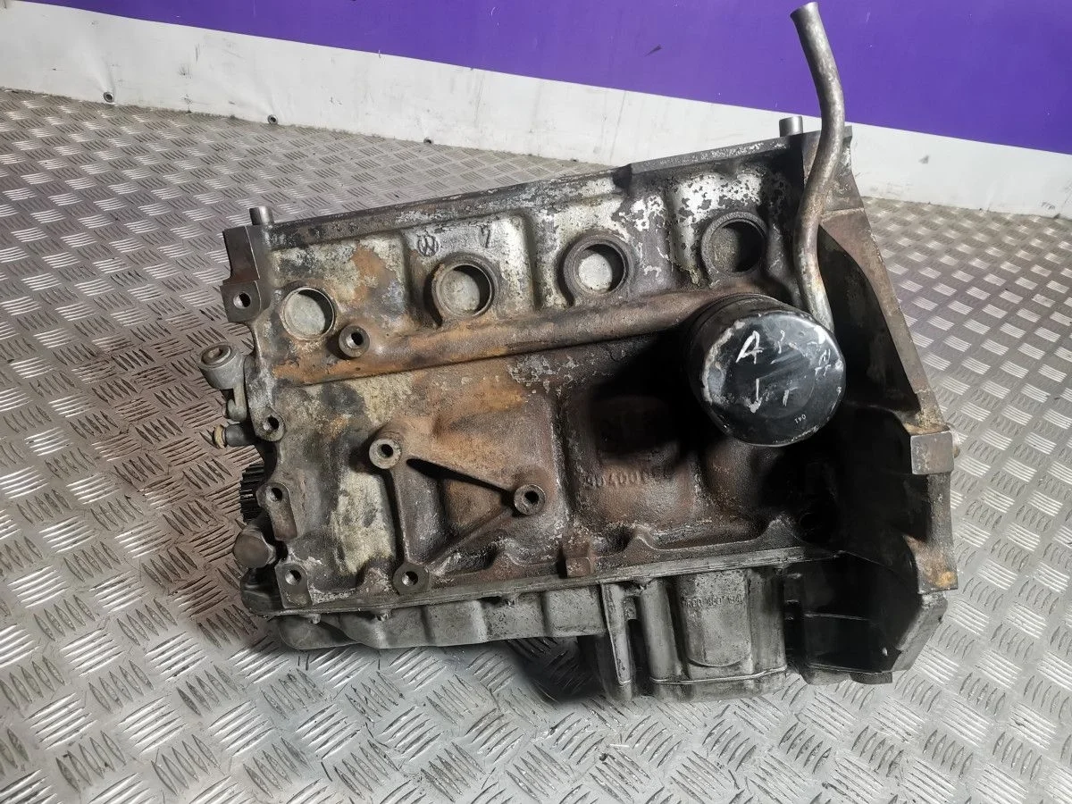 Блок цилиндров Opel Astra H X16XEL