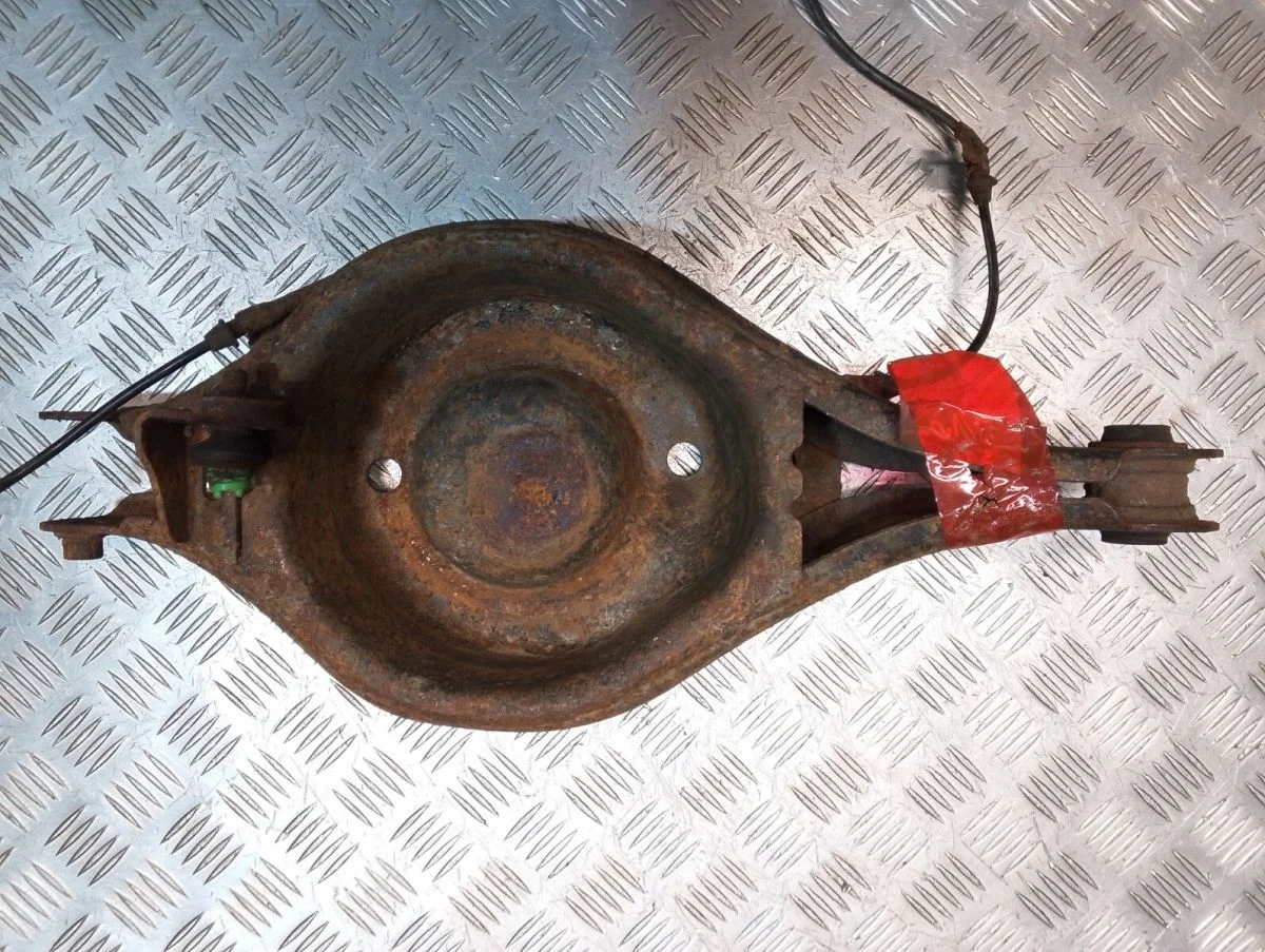 Рычаг задний правый Honda Pilot