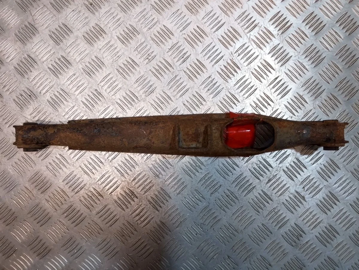 Рычаг задний левый Mitsubishi Lancer X