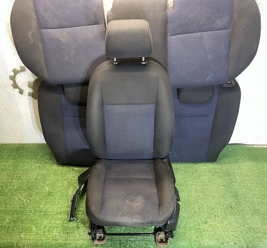 Сиденья комплект Ford Focus 2