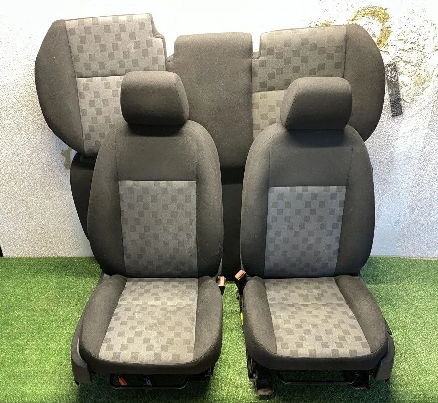 Сиденья комплект Ford Focus 2