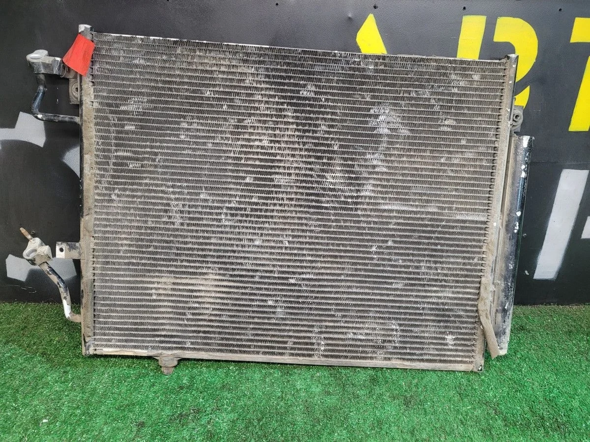 Радиатор кондиционера подкапотный на Pajero 3 3.5