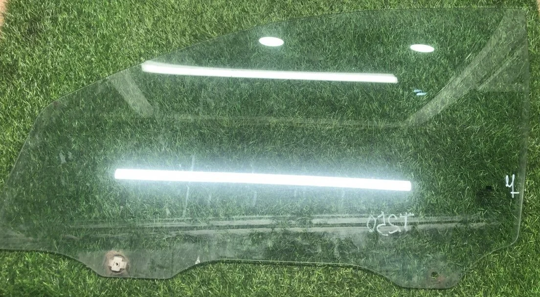 Стекло передней левой двери Chevrolet Aveo (T200)