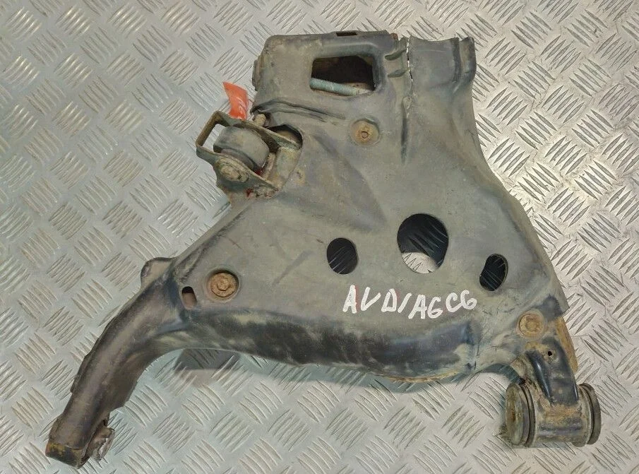 Рычаг подвески правый задний Audi A6 (C6)