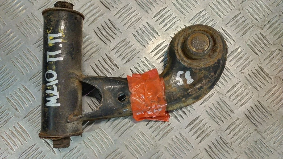 Рычаг передний правый Mercedes-Benz E-Class W210