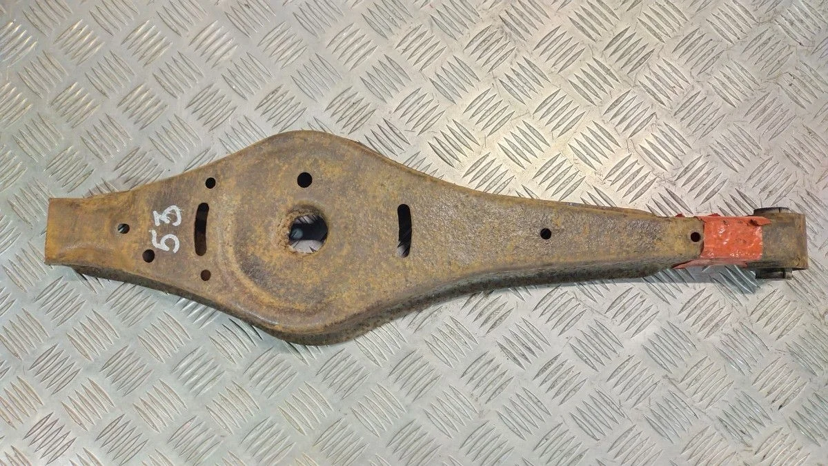 Рычаг подвески задний левый Volkswagen Passat B6