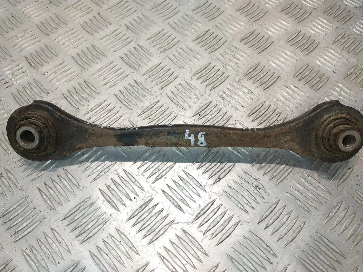 Рычаг задний правый Volkswagen Jetta 5