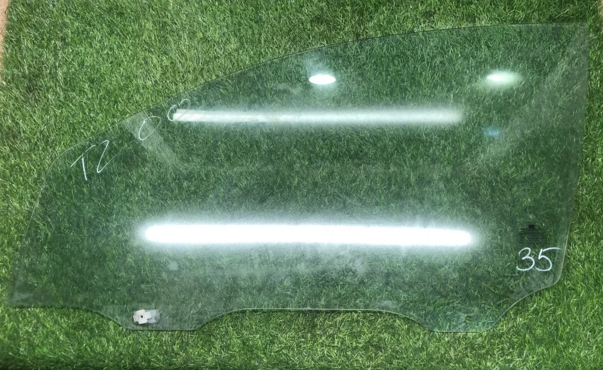 Стекло передней левой двери Chevrolet Aveo (T200)