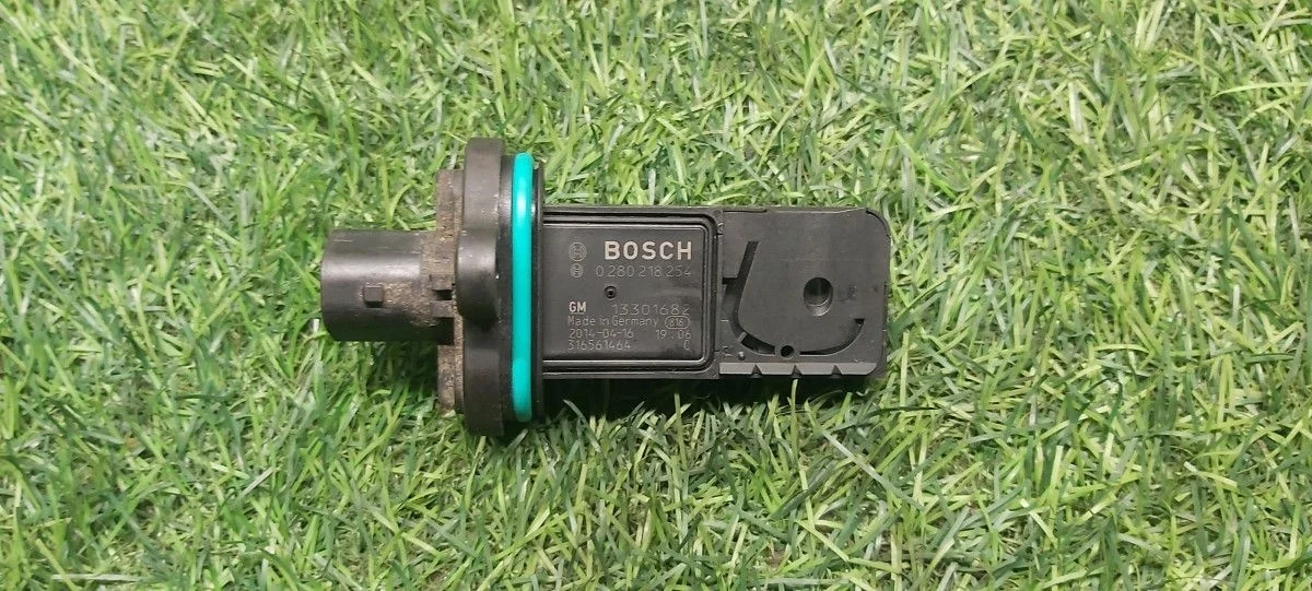 Датчик расхода воздуха GM