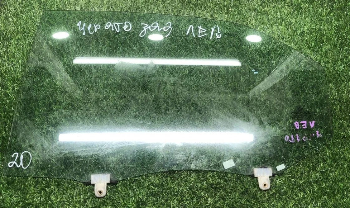 Стекло двери задней левой Kia Cerato II   