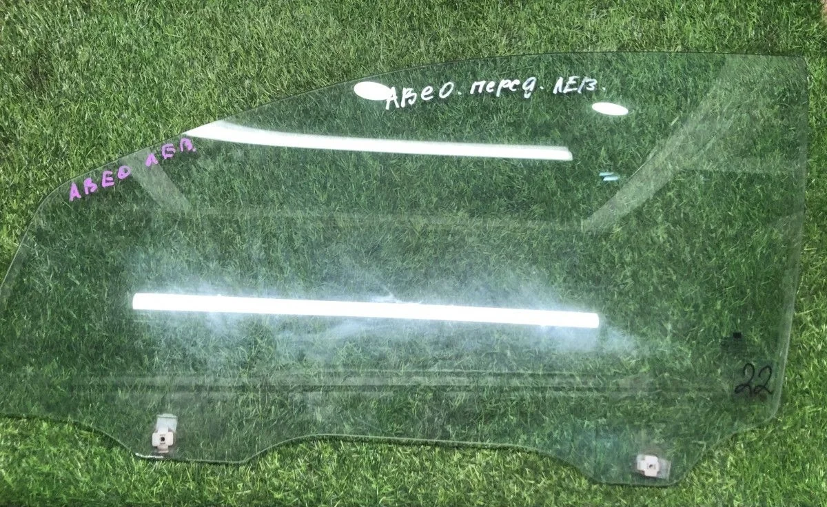 Стекло передней левой двери Chevrolet Aveo (T200)