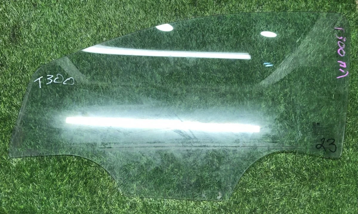 Стекло передней левой двери Chevrolet Aveo (T300)