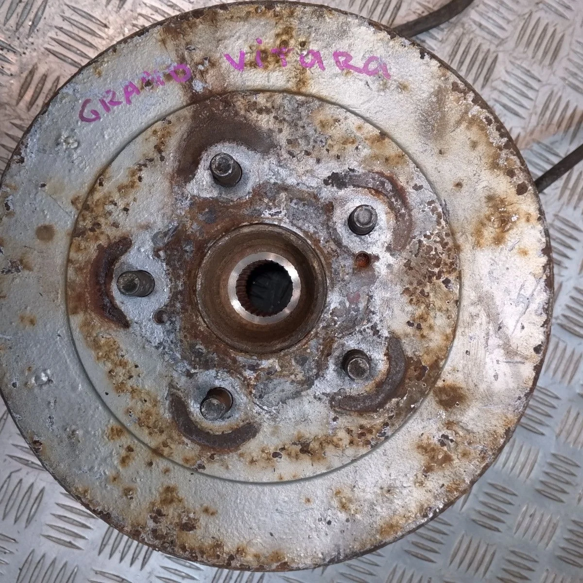 Барабан в сборе задний правый Suzuki Grant Vitara