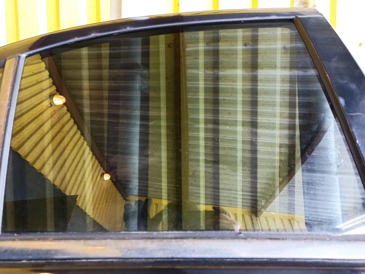 Стекло заднее правое Mercedes-Benz C-Class W203