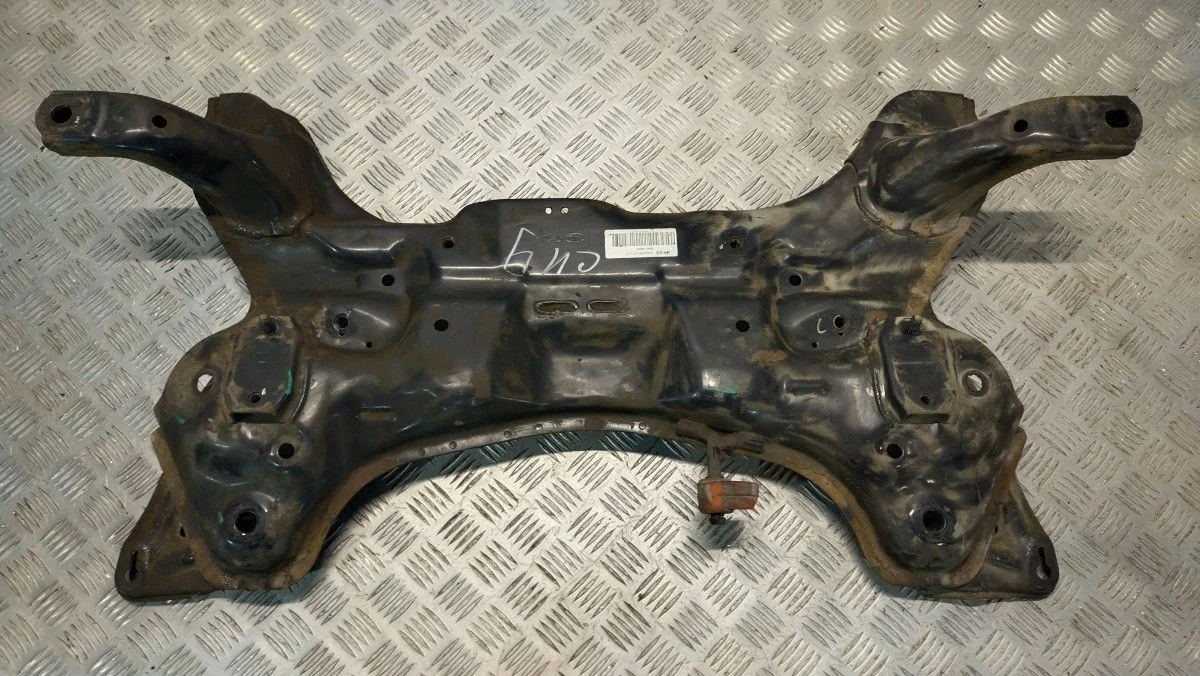 Балка передняя Kia Ceed