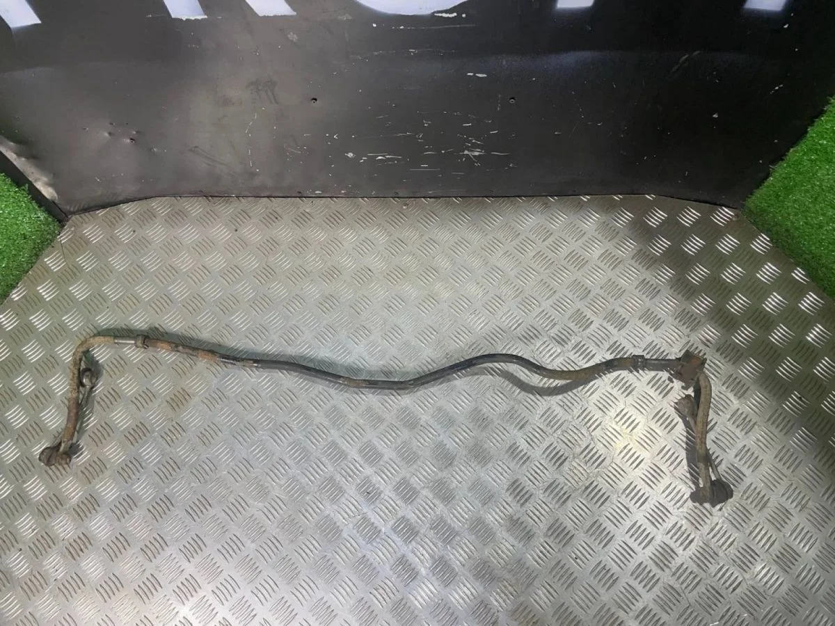 Задний стабилизатор TOYOTA AVENSIS 1