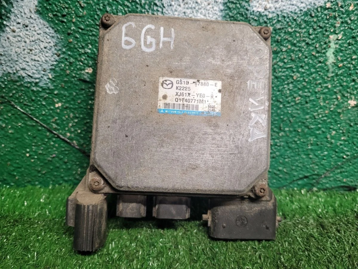 Блок управления рулевой рейкой на Mazda 6 GH