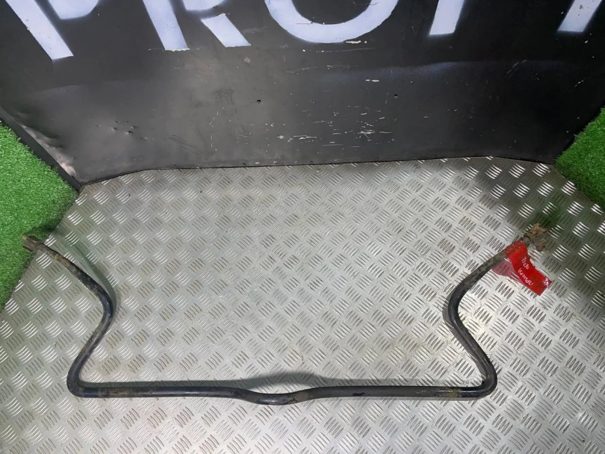 Передний стабилизатор на Fiat Albea