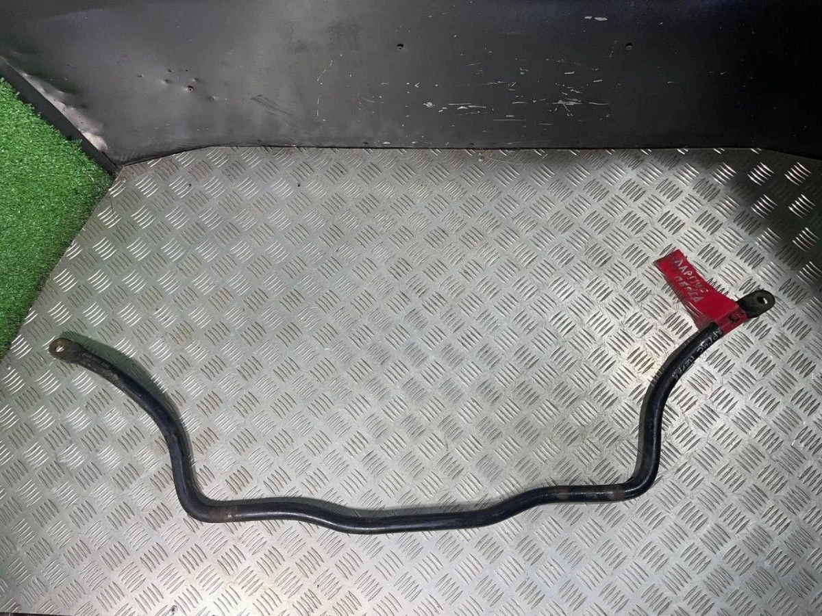 Передний стабилизатор Лада Ларгус