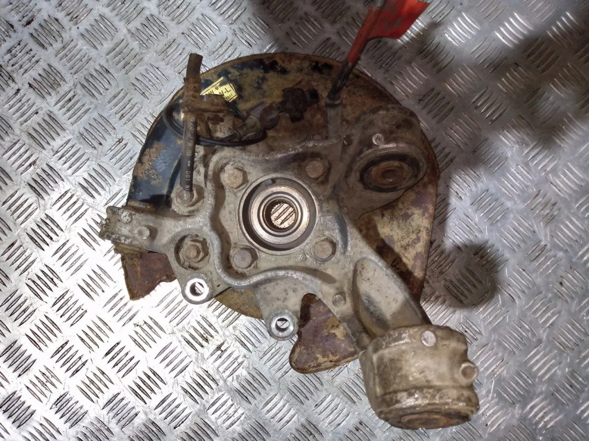 Кулак поворотный Honda CR-V III