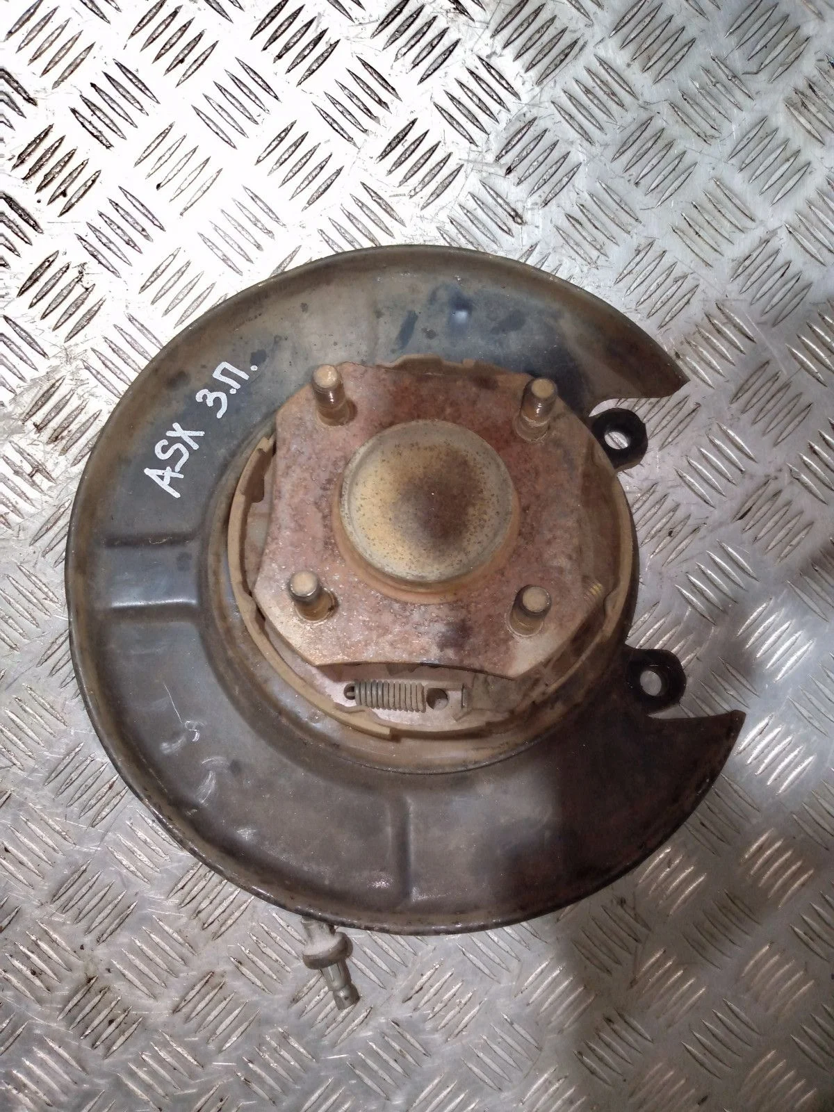 Кулак поворотный з.п Mitsubishi ASX-I