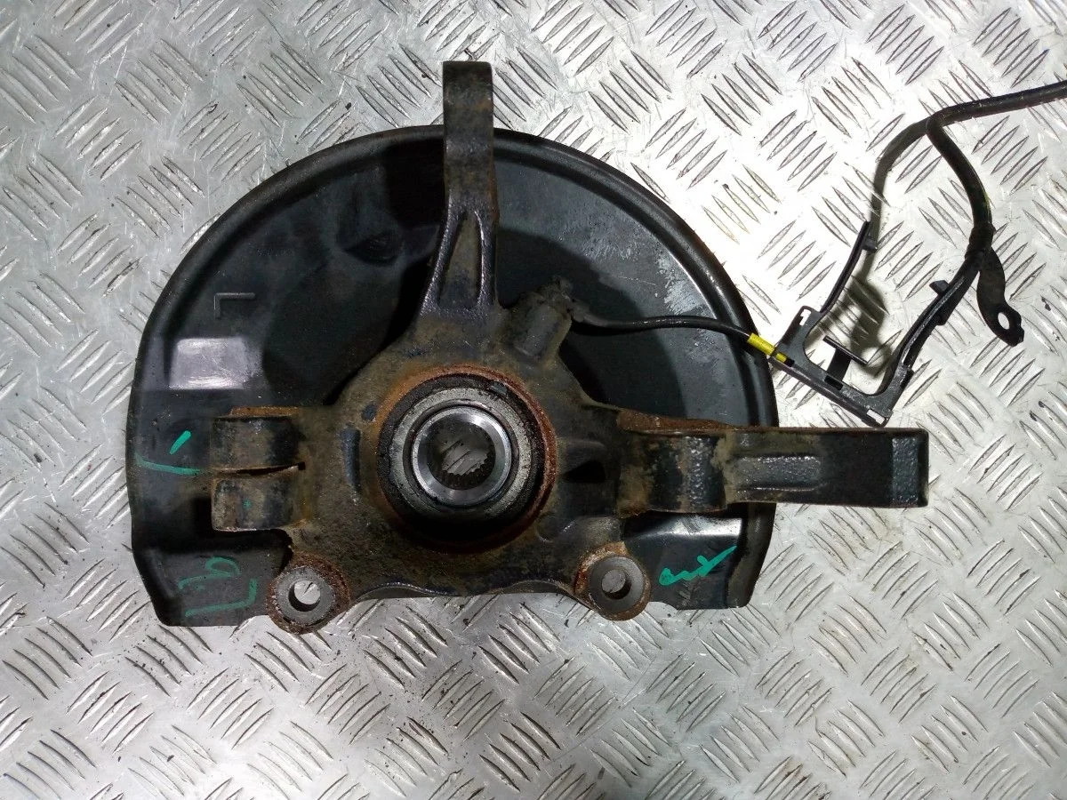 Ступица кулак п.л как новый 2022 год Outlander III