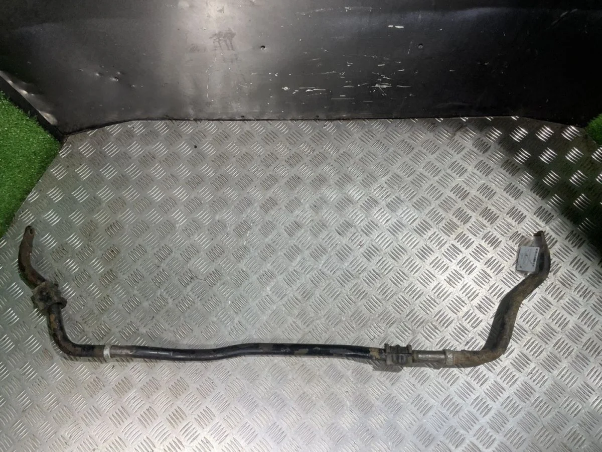 Передний стабилизатор INFINITI FX 35