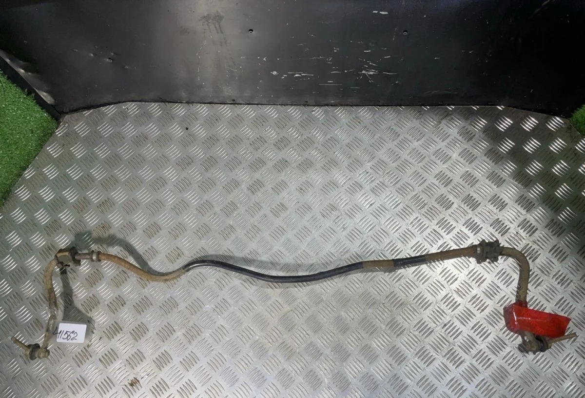 Задний стабилизатор TOYOTA AVENSIS 1