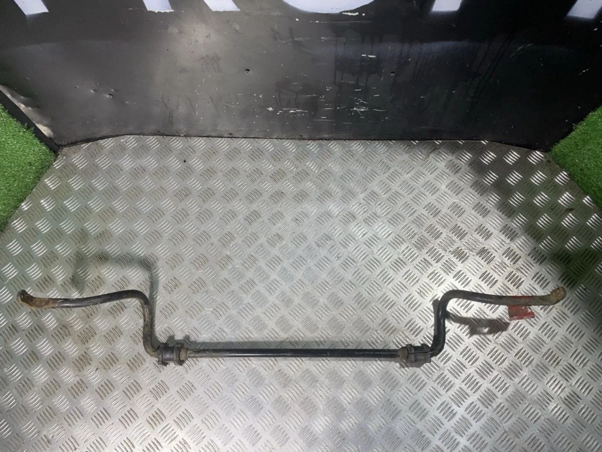 Передний стабилизатор MITSUBISHI Lanser 10