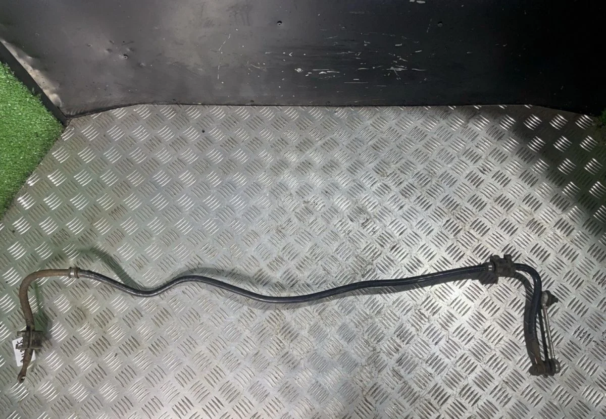 Задний стабилизатор TOYOTA AVENSIS 1