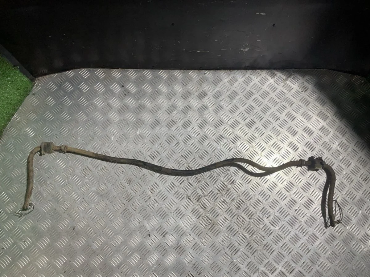 Задний стабилизатор TOYOTA AVENSIS 1