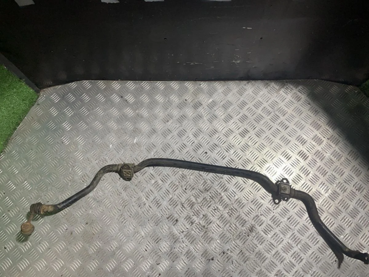 Передний стабилизатор TOYOTA AVENSIS 1