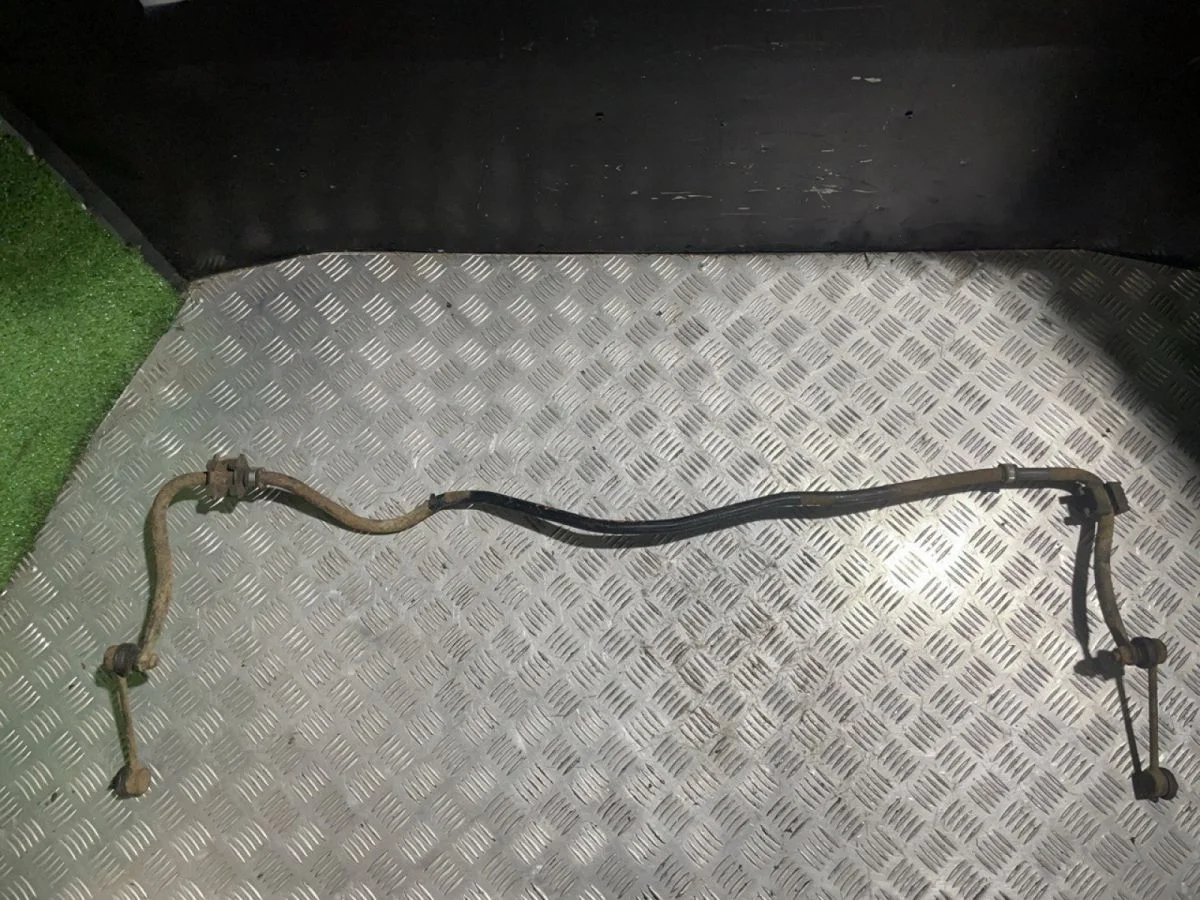 Задний стабилизатор TOYOTA AVENSIS 1