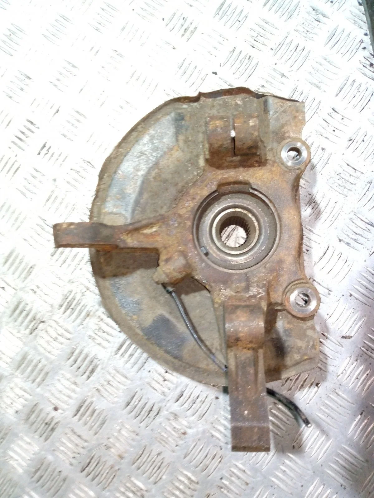 Кулак поворотный п.п mitsubishi lancer X