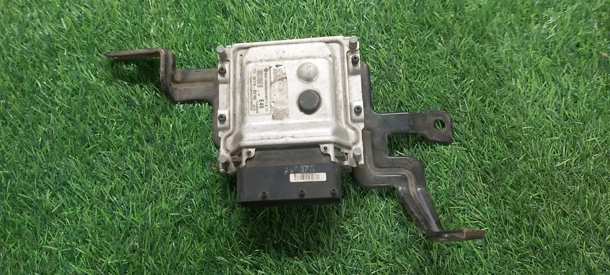 Блок управления двигателем KIA RIO 3