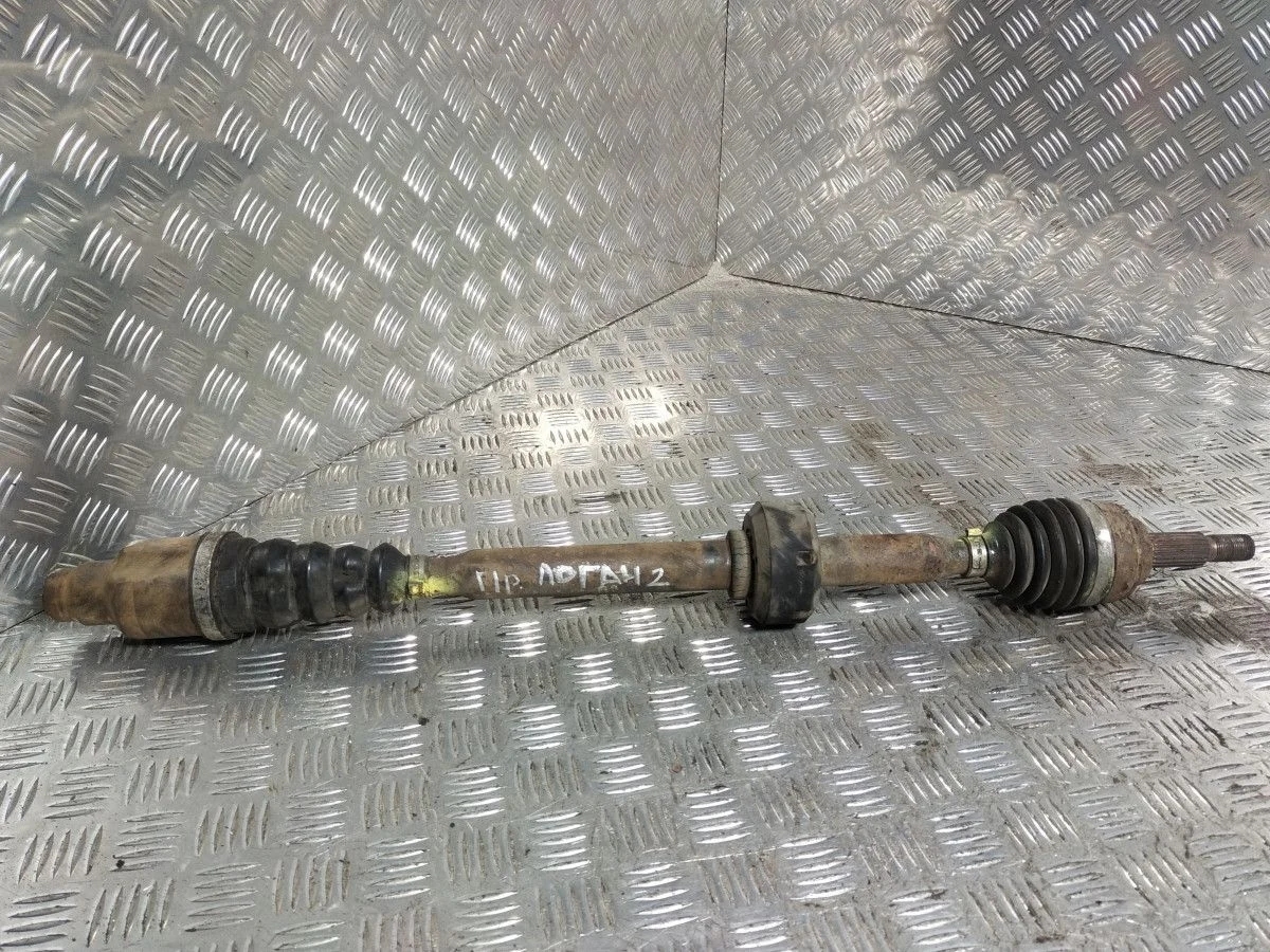 Полуось передняя правая Renault Logan