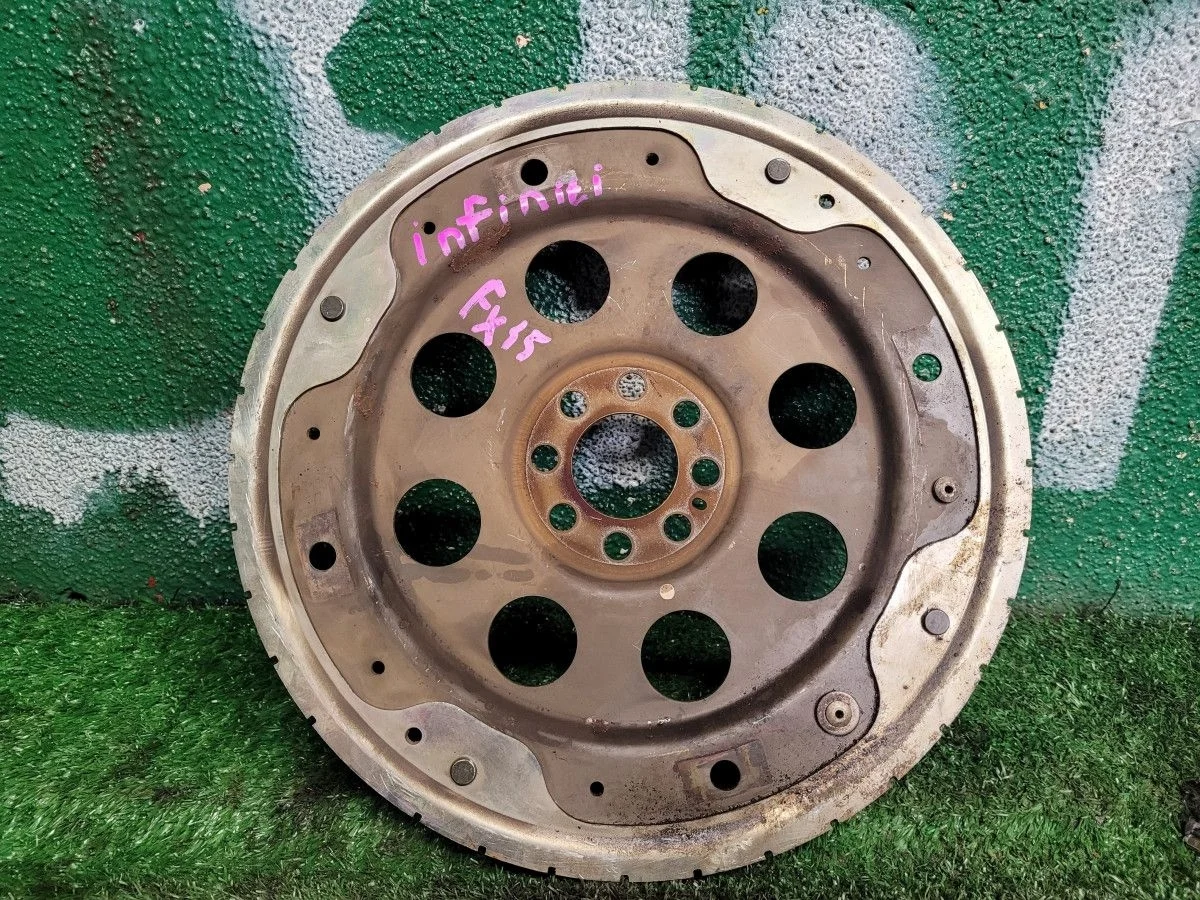 Маховик на Infiniti FX35 4.5