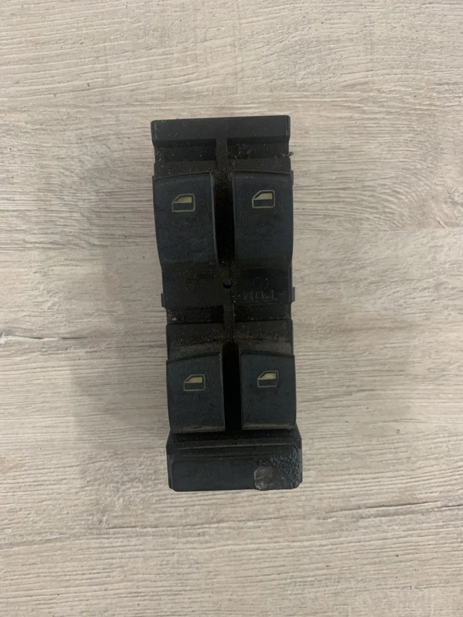 Блок стеклоподъемников Audi А6 C5 97-04