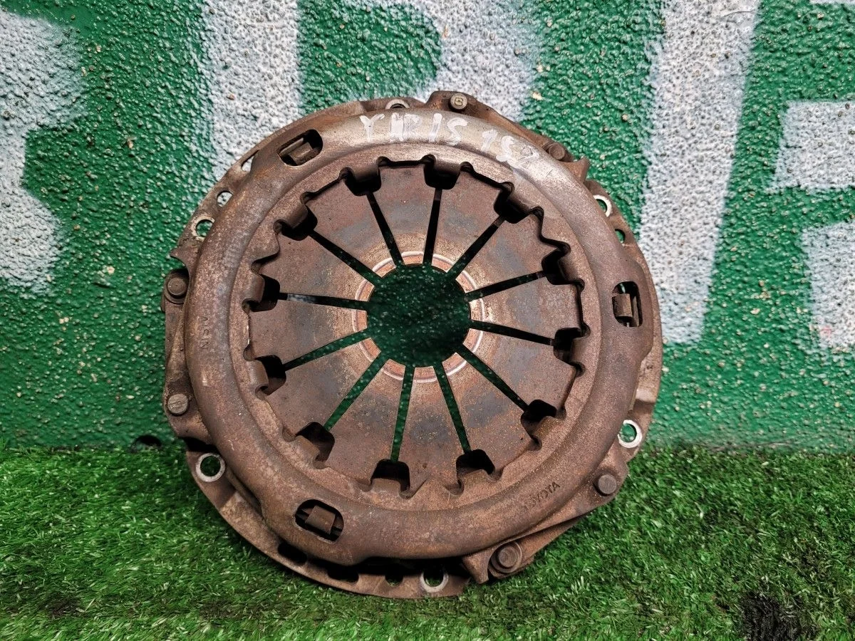 Корзина сцепления на Toyota Yaris 1 1SZ