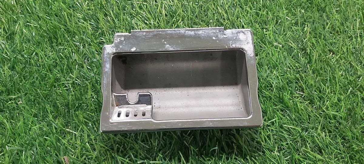 Пепельница Audi A6 C5